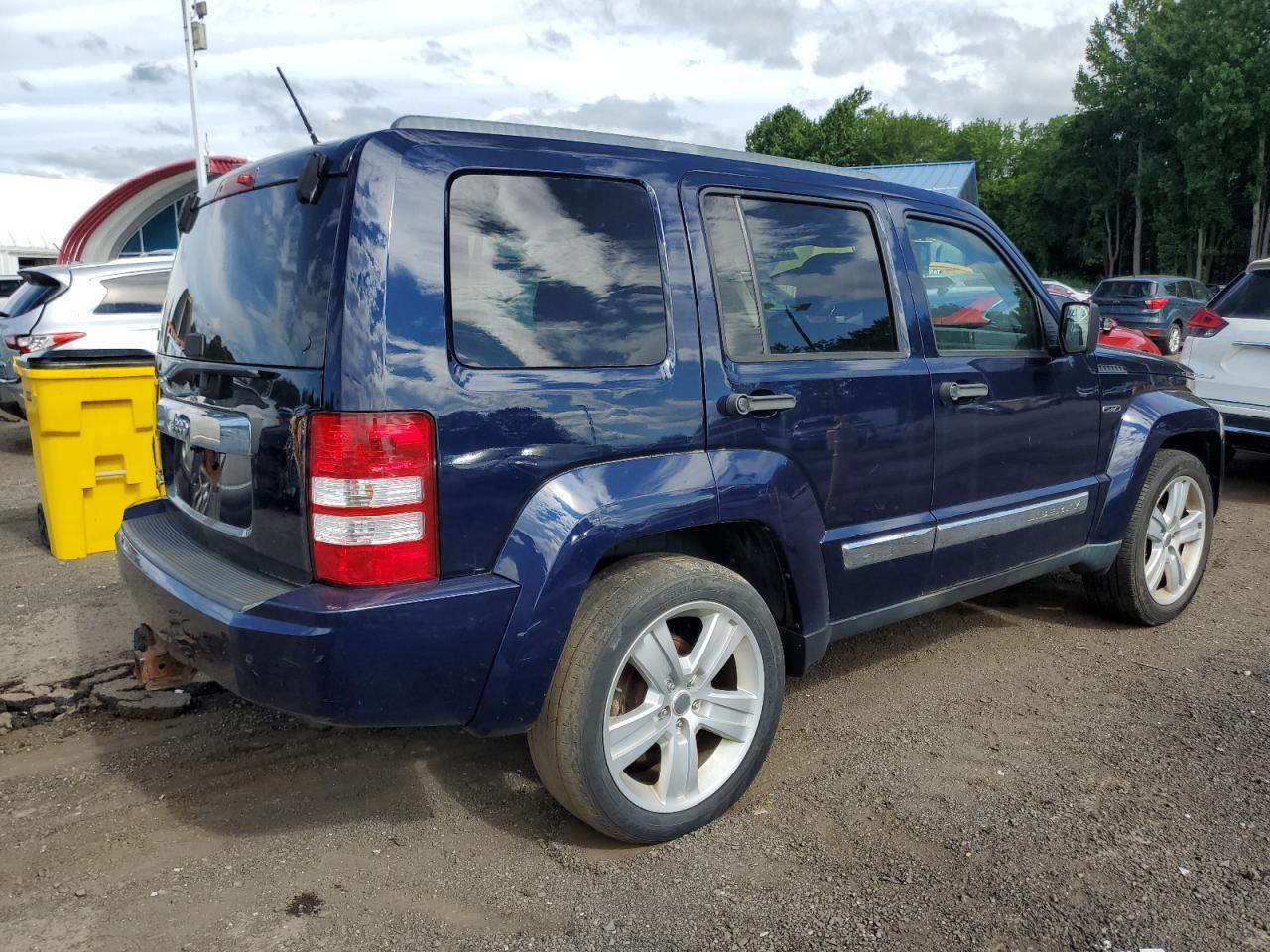 2012 Jeep Liberty Jet - Image 3