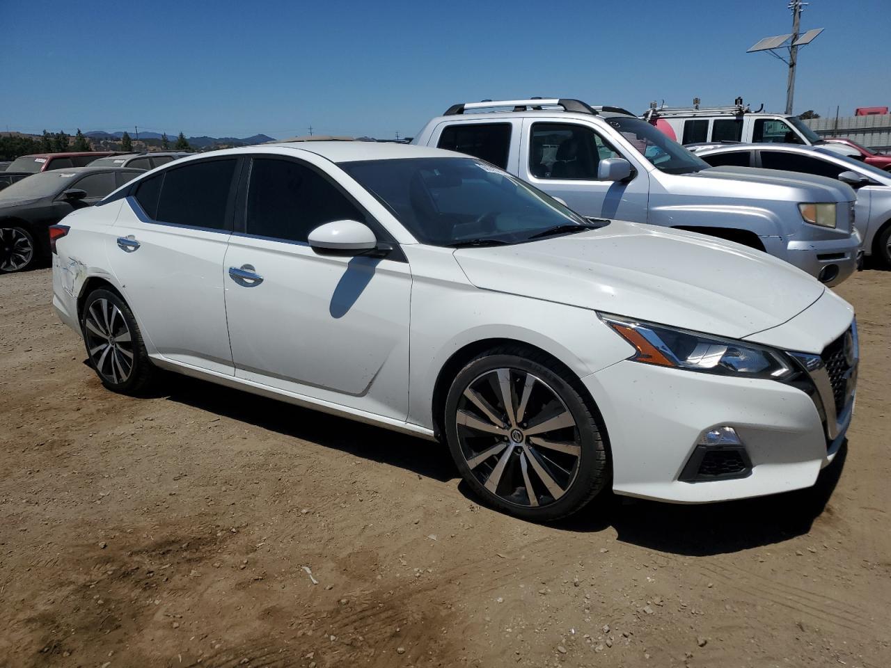 2019 Nissan Altima S - Image 4