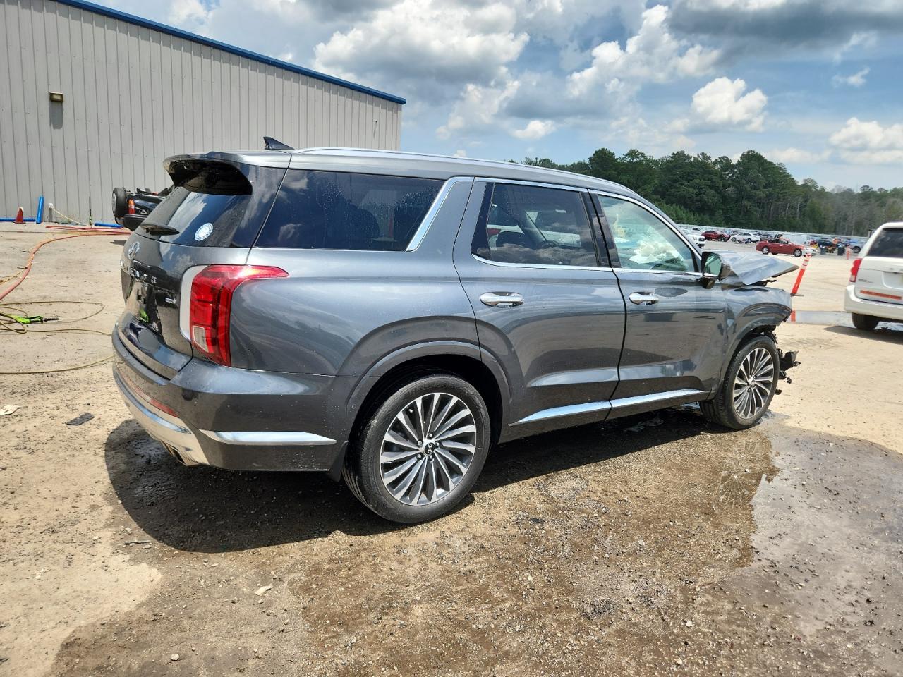 2023 Hyundai Palisade Calligraphy - Image 3