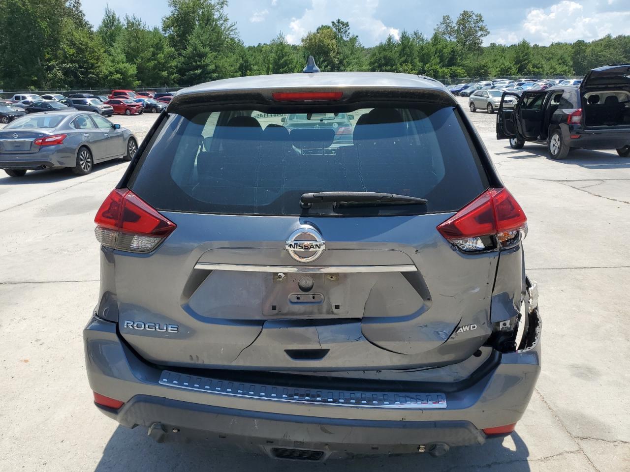2019 Nissan Rogue S - Фото 6