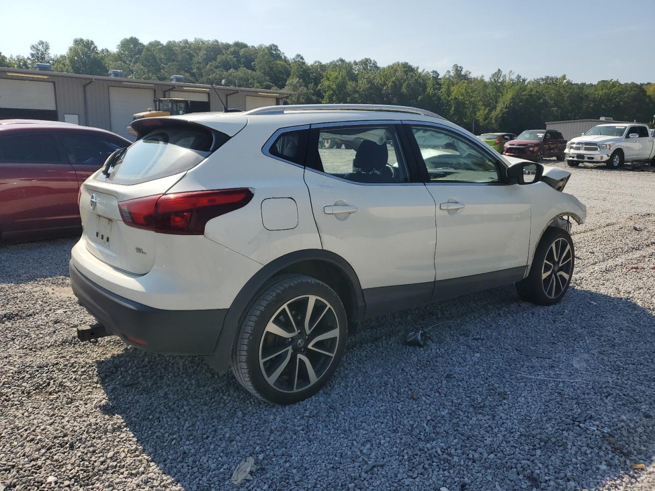 2017 Nissan Rogue Sport S S - Фото 3