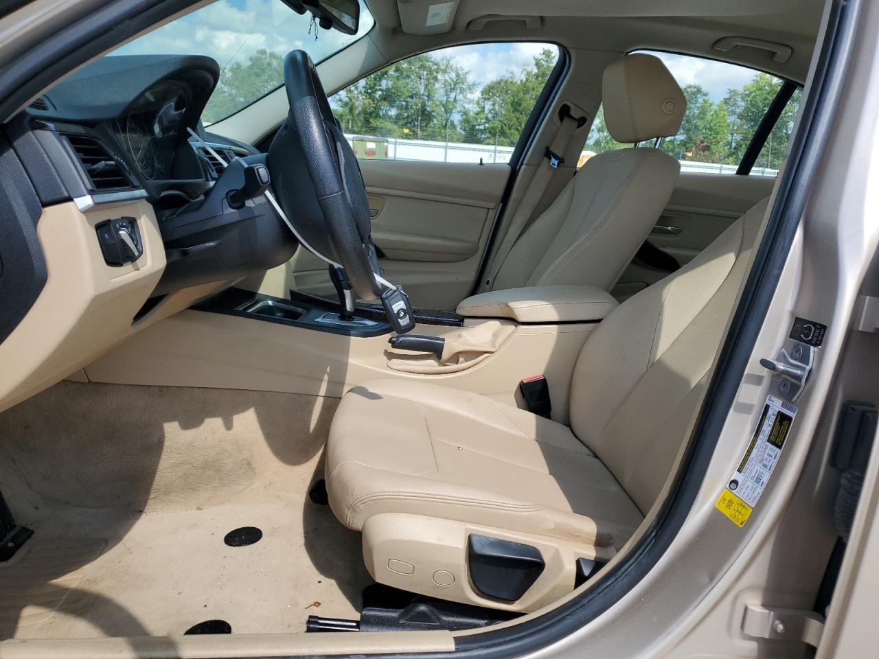 2015 BMW 320 I - Фото 7