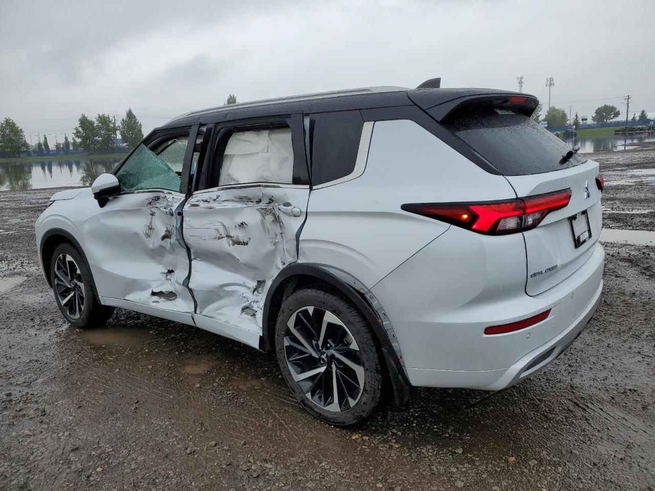 2024 Mitsubishi Outlander Sel - Фото 2