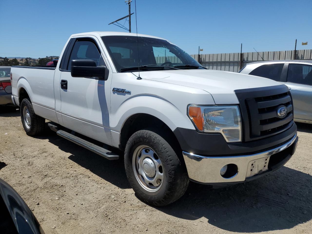 2011 Ford F150 - Image 4