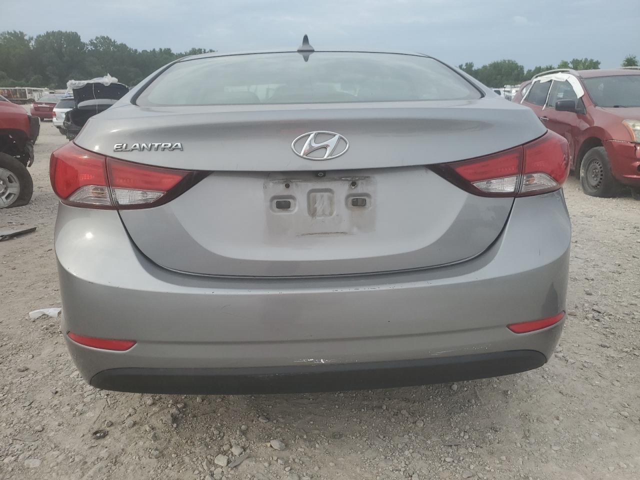 2014 Hyundai Elantra Se - Image 6