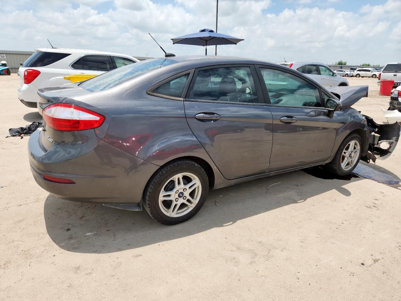 2019 Ford Fiesta Se - Фото 3