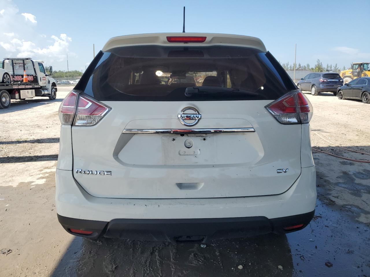 2015 Nissan Rogue S - Фото 6