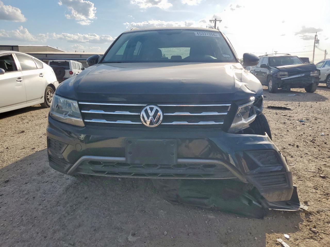 2018 Volkswagen Tiguan Se - Image 5