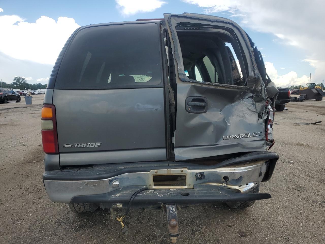 2001 Chevrolet Tahoe C1500 - Фото 6