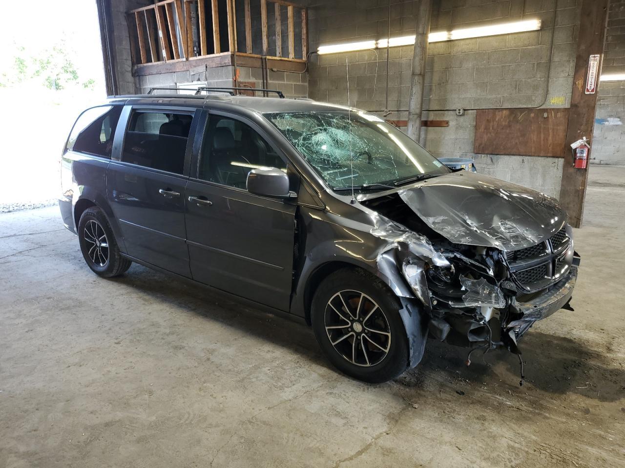2016 Dodge Grand Caravan R/T - Фото 4