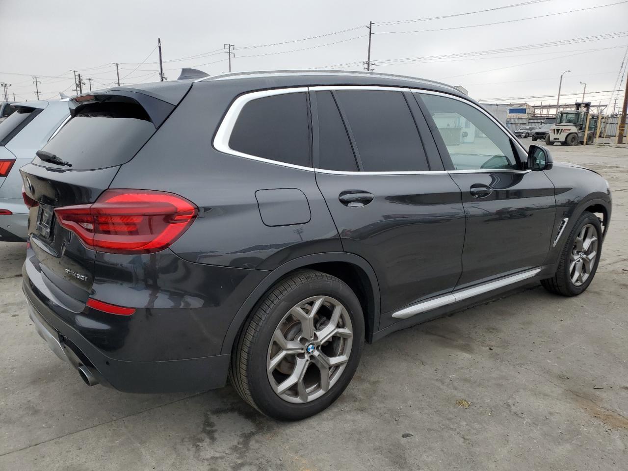 2021 BMW X3 Sdrive30I - Image 3