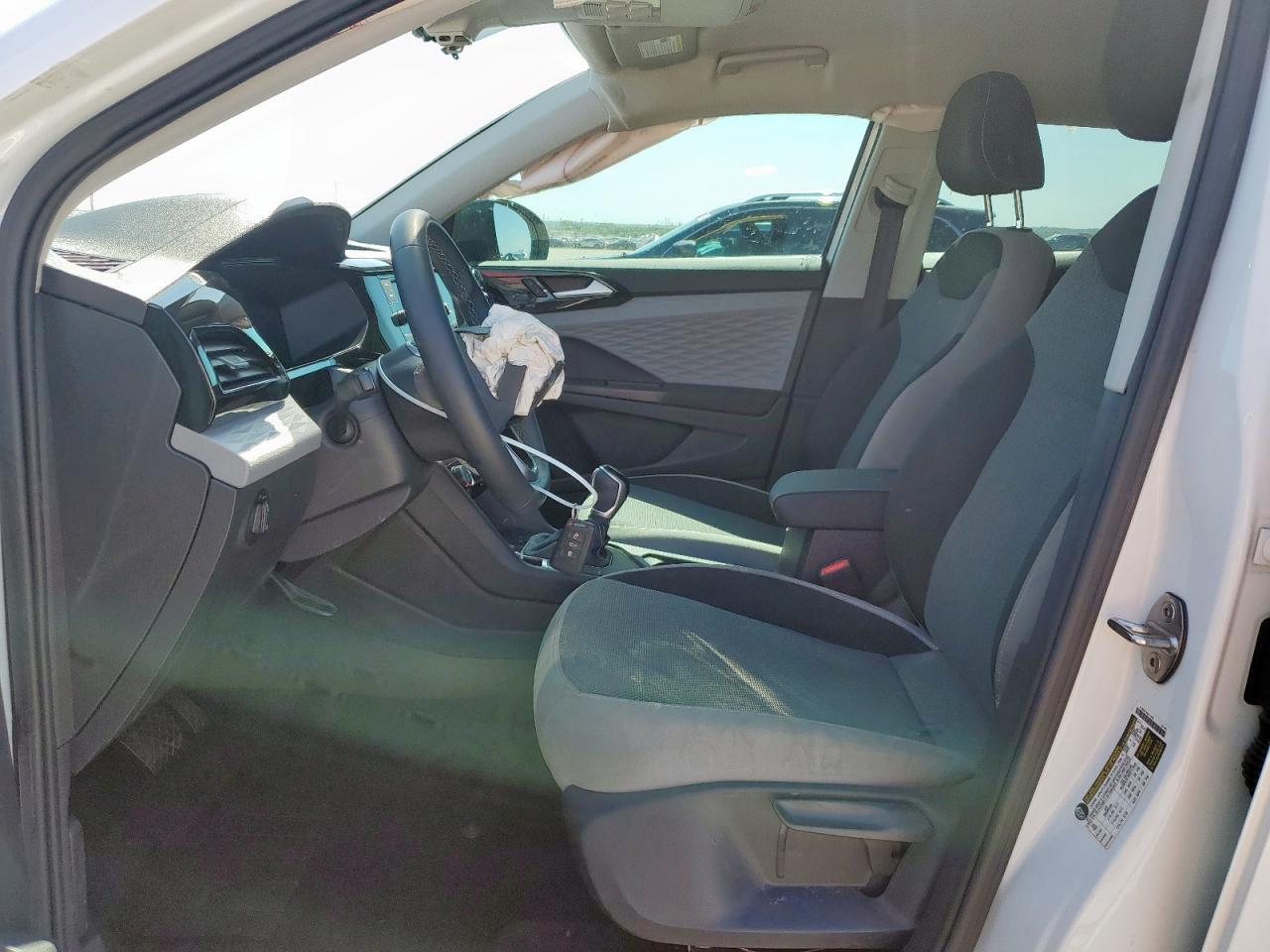 2023 Volkswagen Taos S - Фото 7