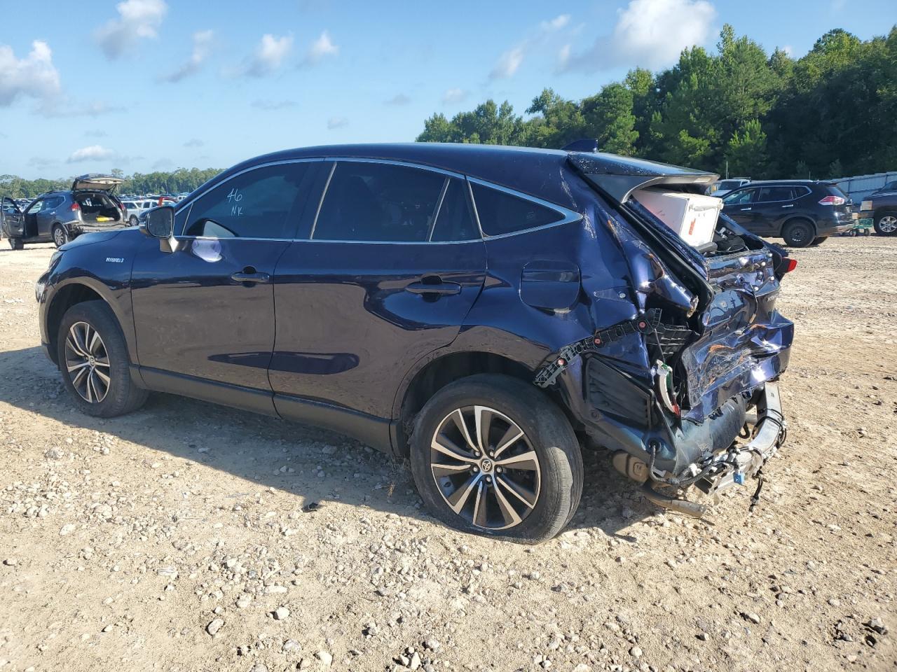 2021 Toyota Venza Le - Фото 2