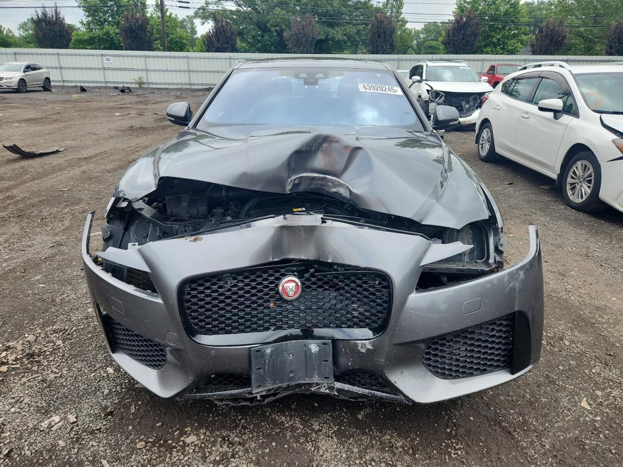 2017 Jaguar Xf S - Image 5