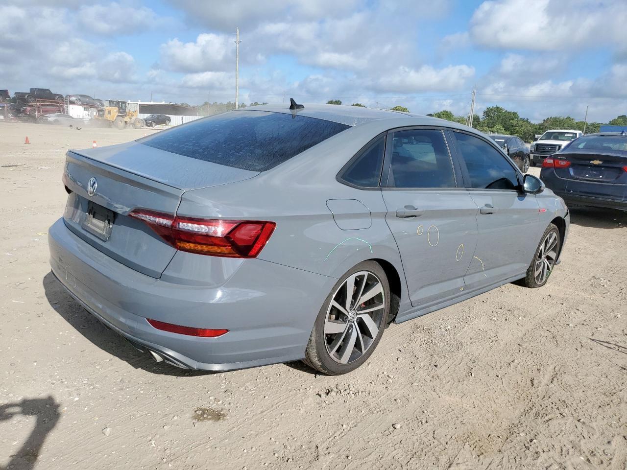 2019 Volkswagen Jetta Gli - Фото 3