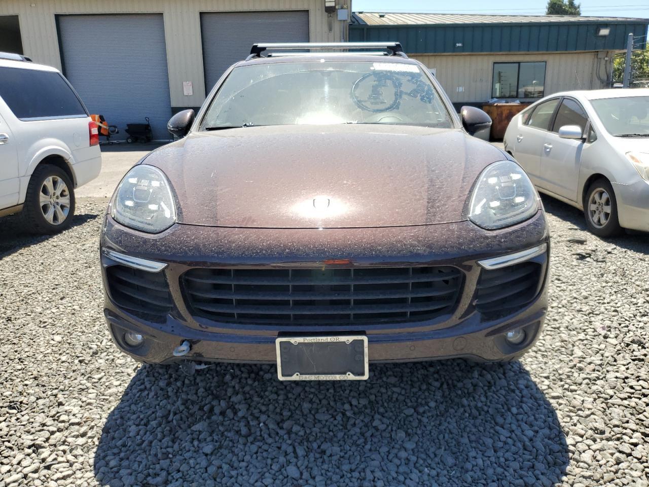 2017 Porsche Cayenne - Image 5