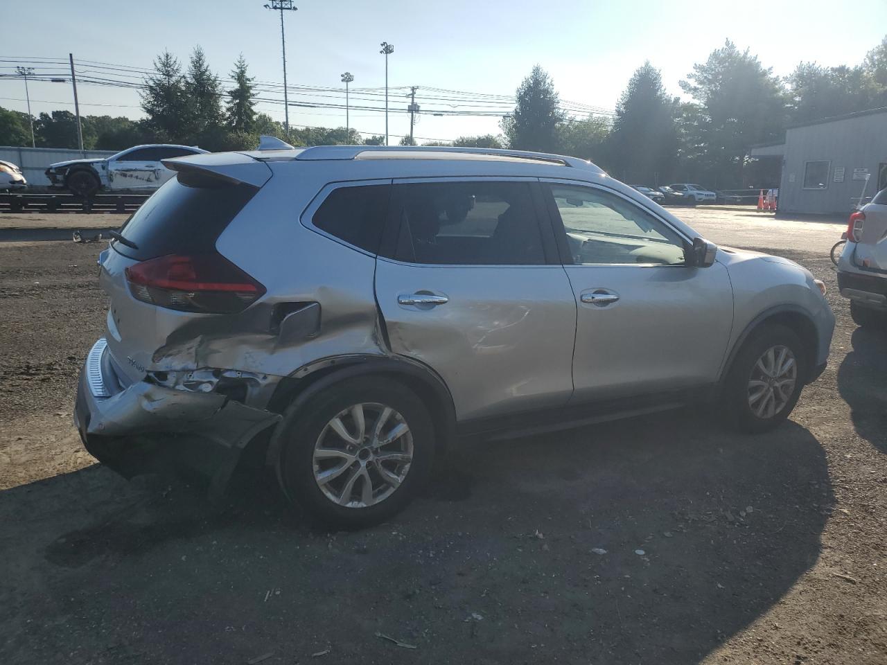 2020 Nissan Rogue S - Image 3