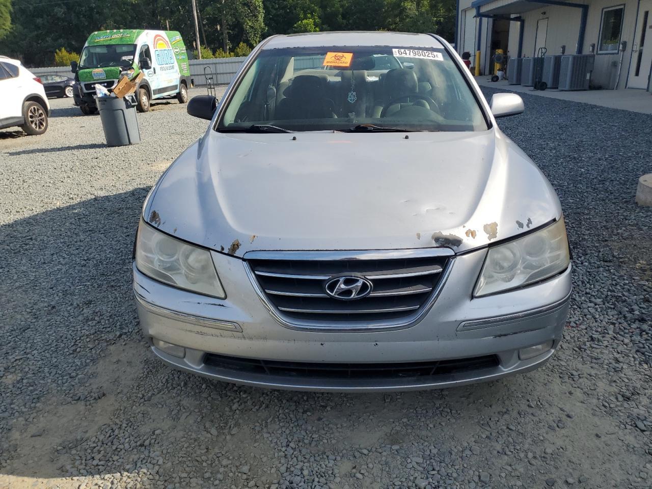 2009 Hyundai Sonata Se - Image 5