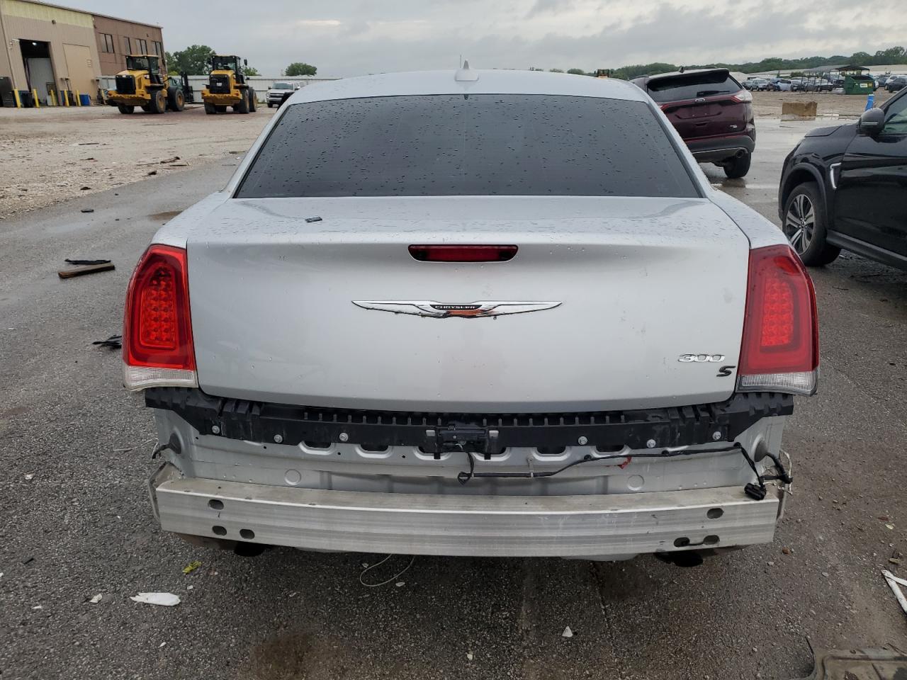 2019 Chrysler 300 S - Фото 6