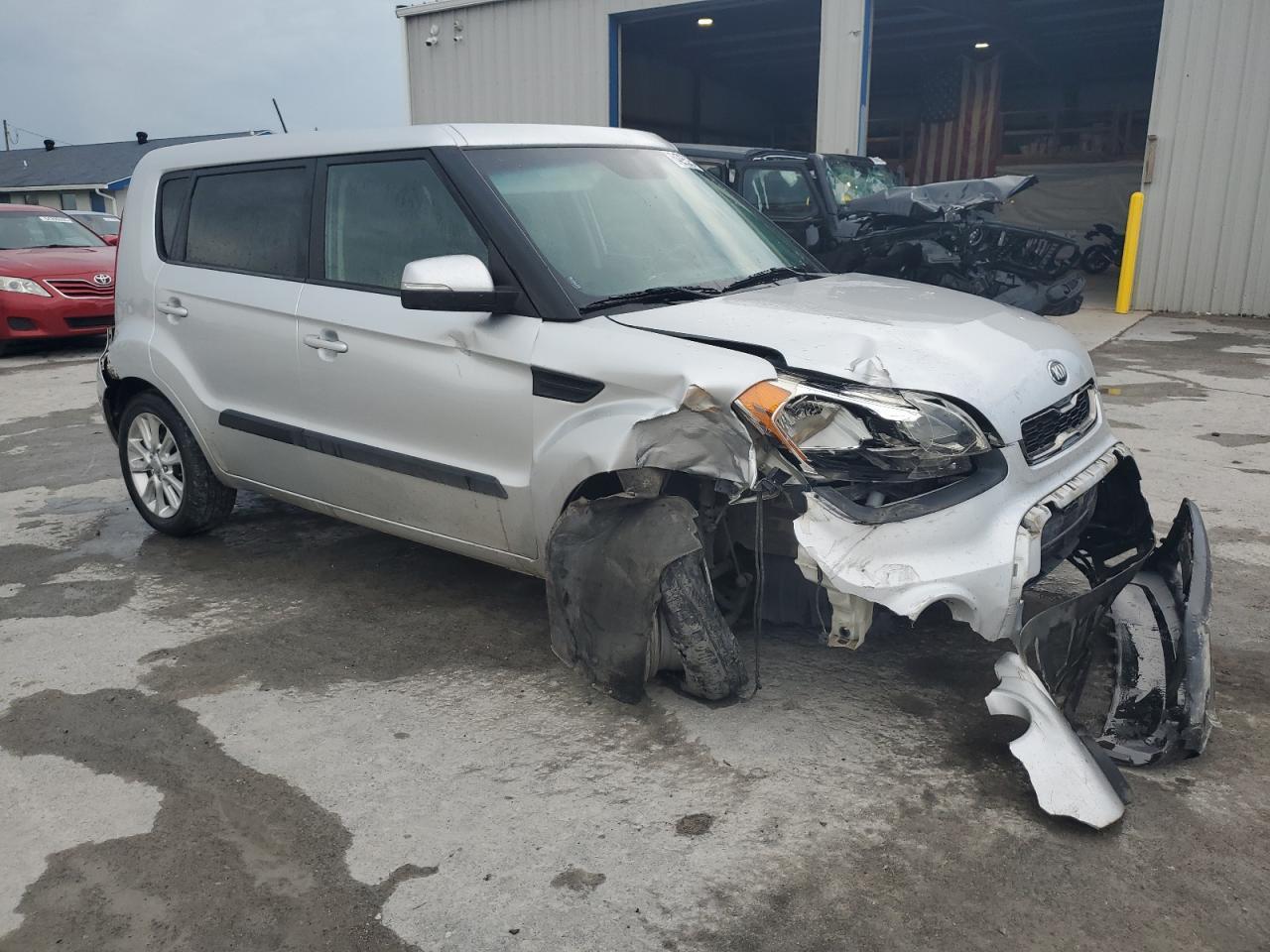 2013 Kia Soul + - Фото 4