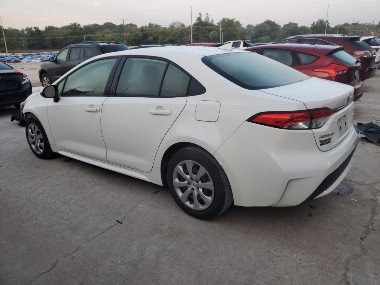 2020 Toyota Corolla Le - Фото 2