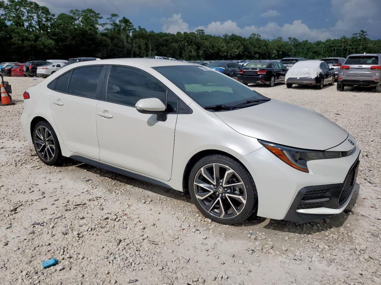 2020 Toyota Corolla Se - Image 4