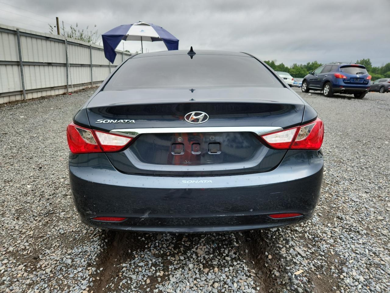 2013 Hyundai Sonata Gls - Image 6