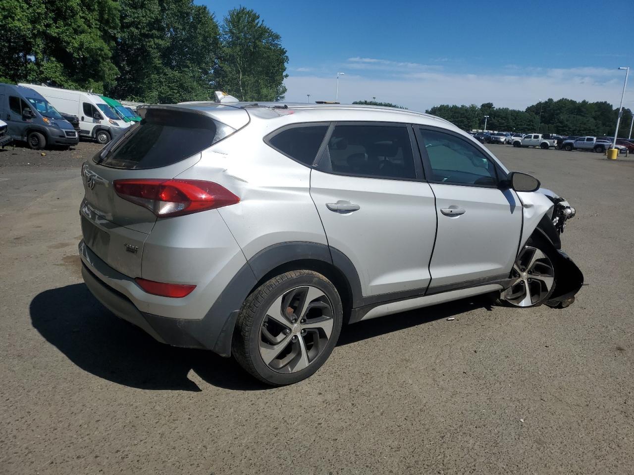 2018 Hyundai Tucson Sport - Image 3