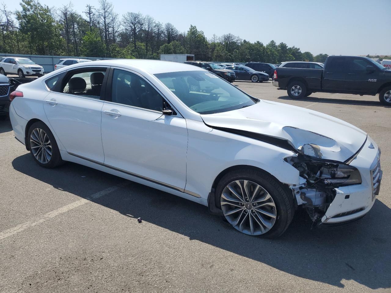 2016 Hyundai Genesis 3.8L - Image 4
