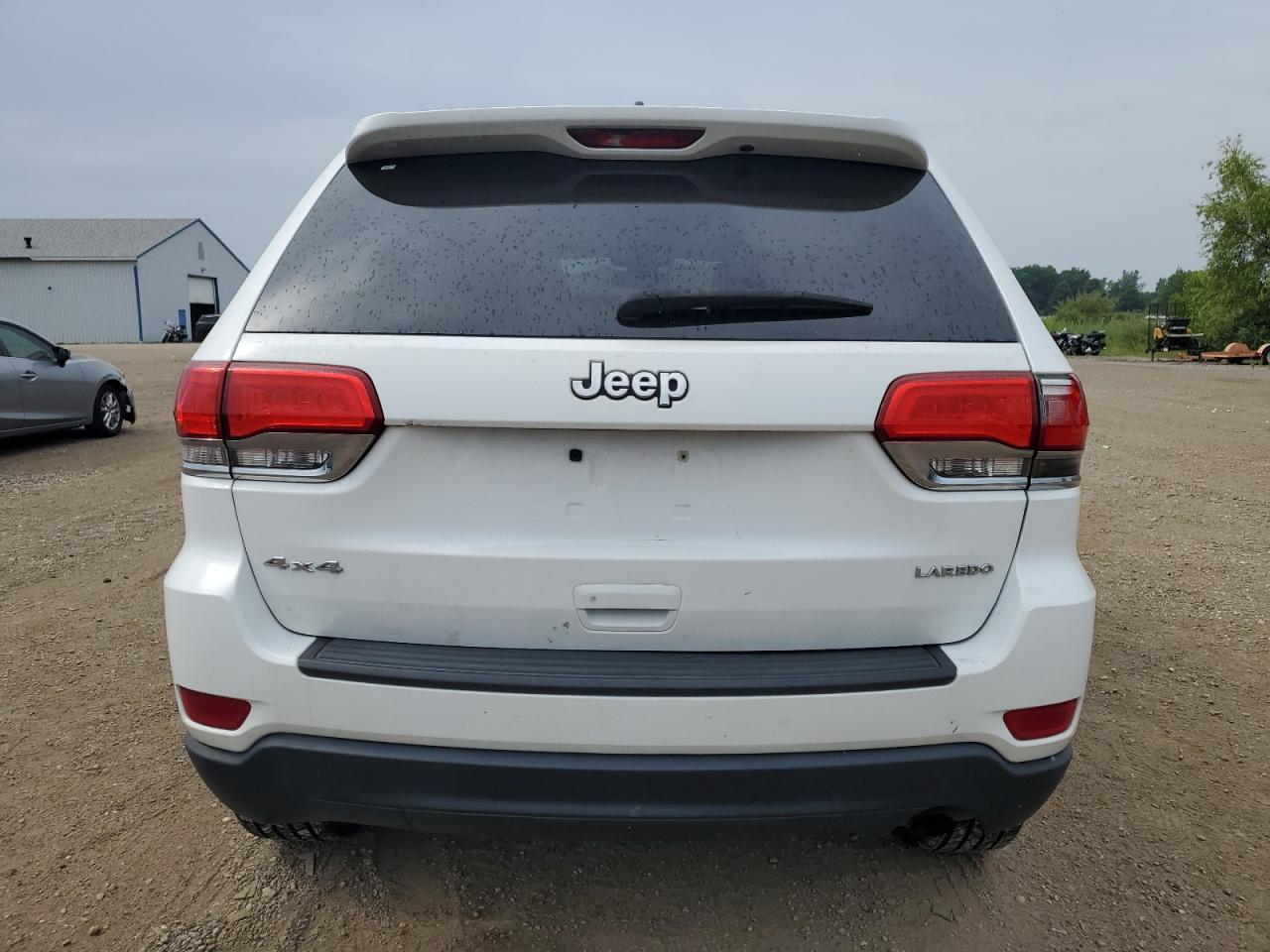 2015 Jeep Grand Cherokee Laredo - Image 6