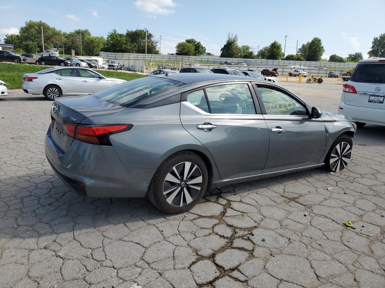 2021 Nissan Altima Sv - Фото 3