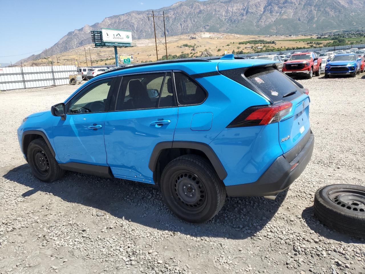 2019 Toyota Rav4 Le - Фото 2