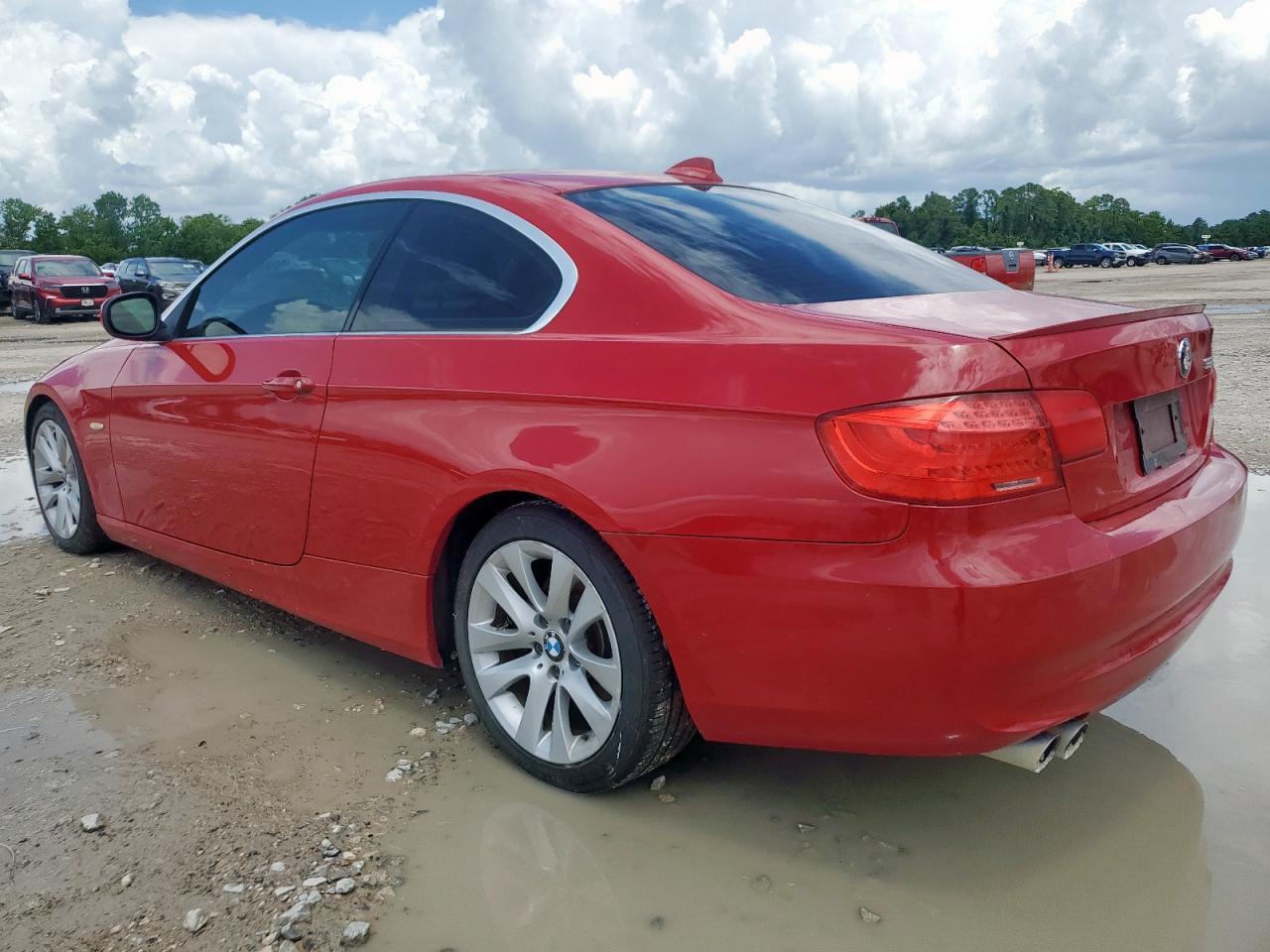 2013 BMW 328 I - Фото 2