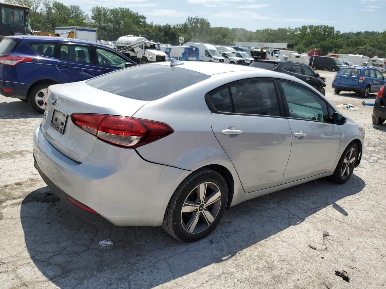 2018 Kia Forte Lx - Фото 3