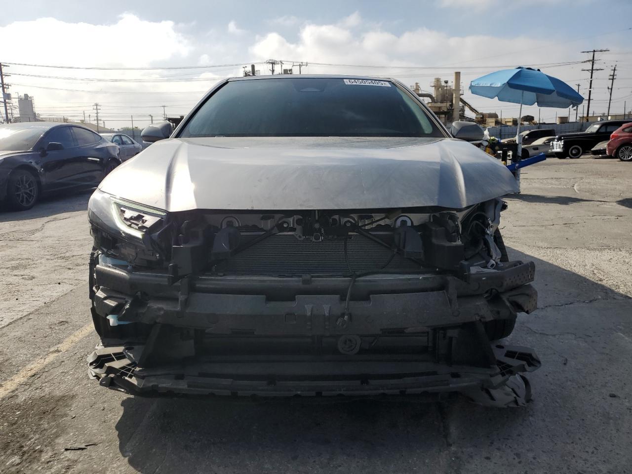 2025 Toyota Camry Xse - Фото 5