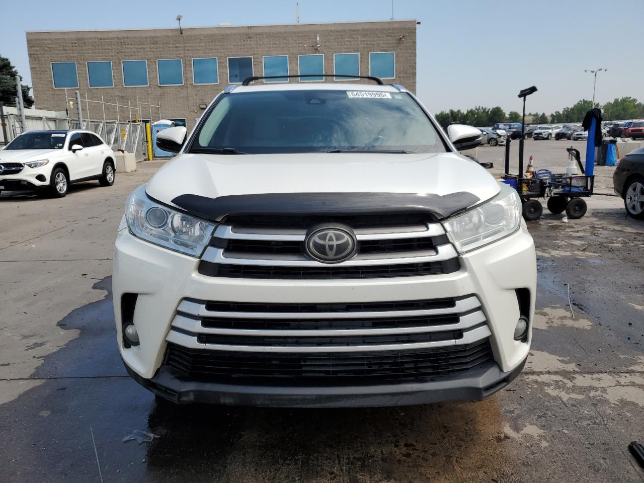 2018 Toyota Highlander Se - Image 5