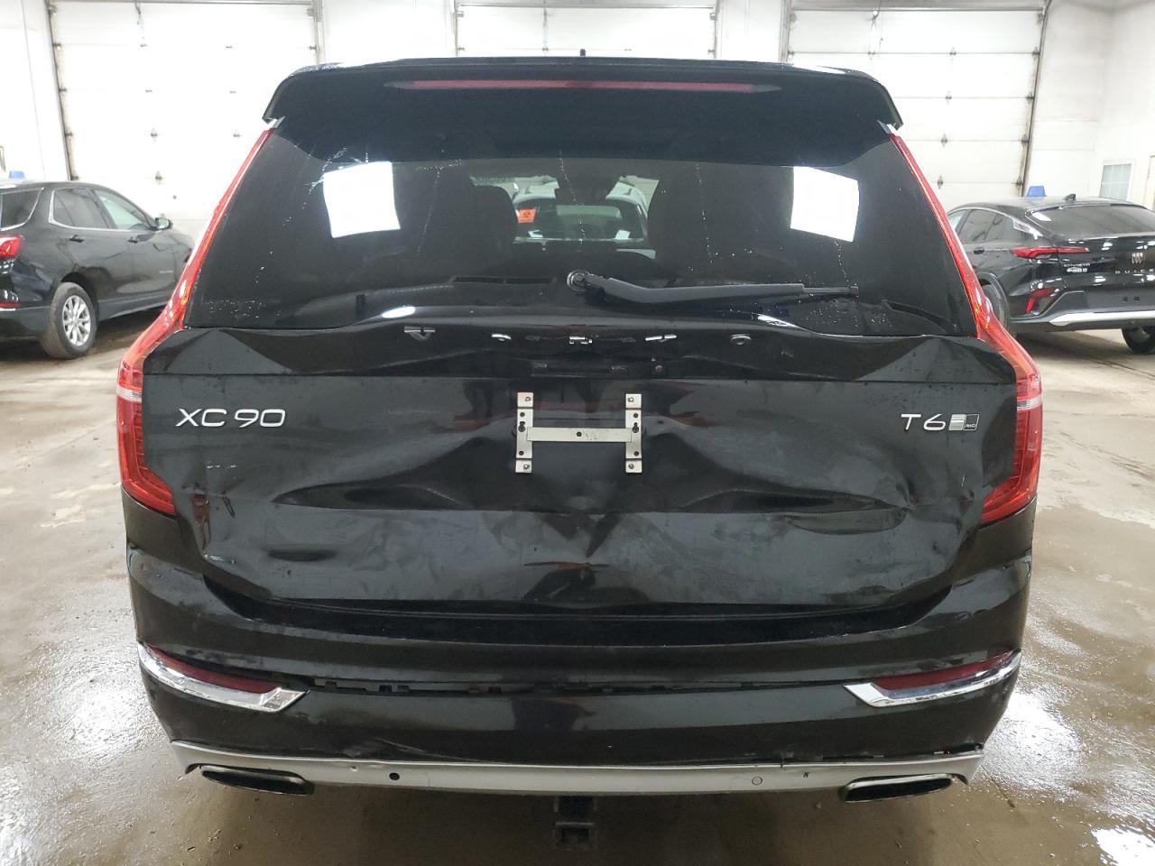2016 Volvo Xc90 T6 - Фото 6