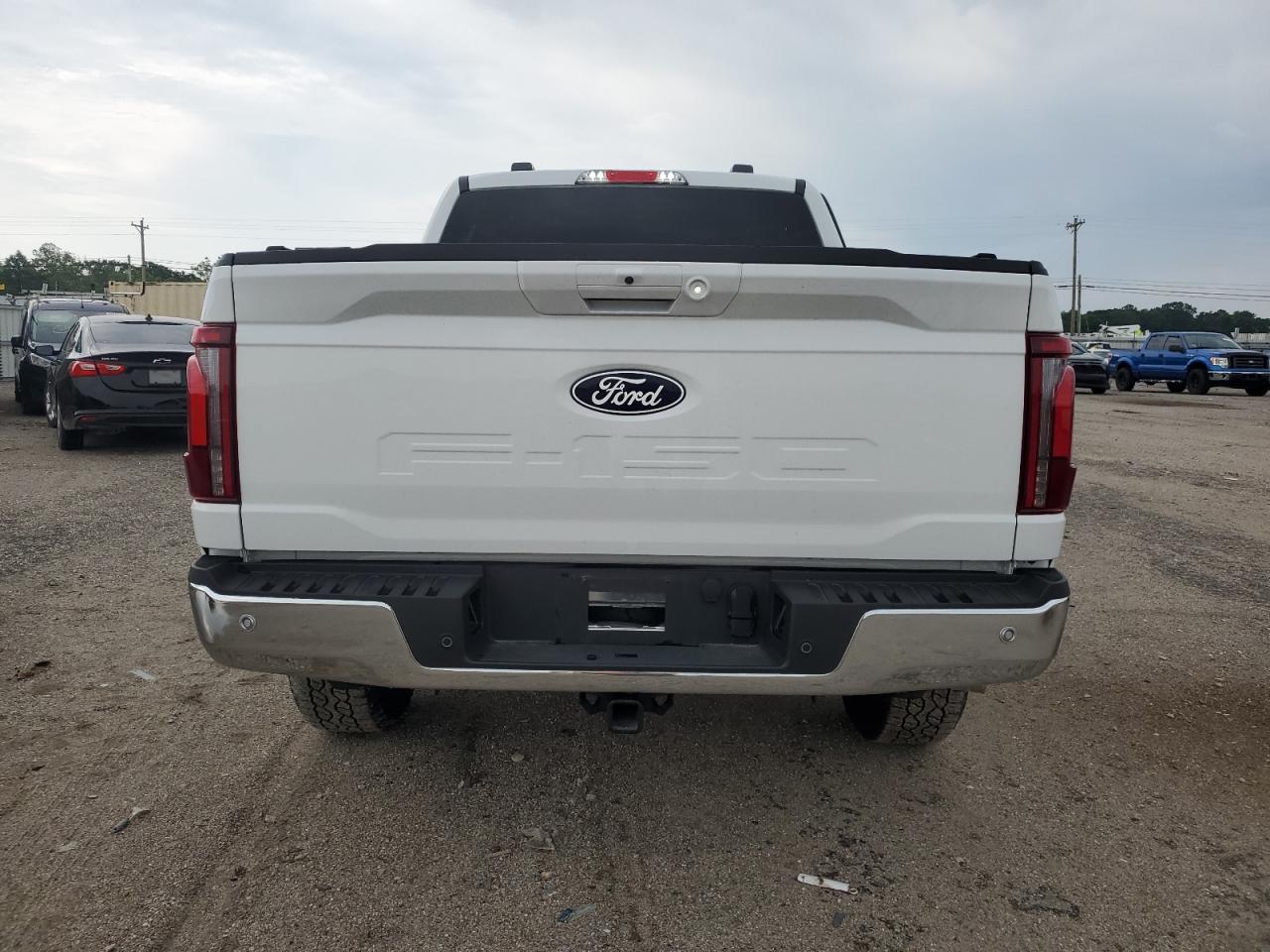 2025 Ford F150 Lariat - Image 6