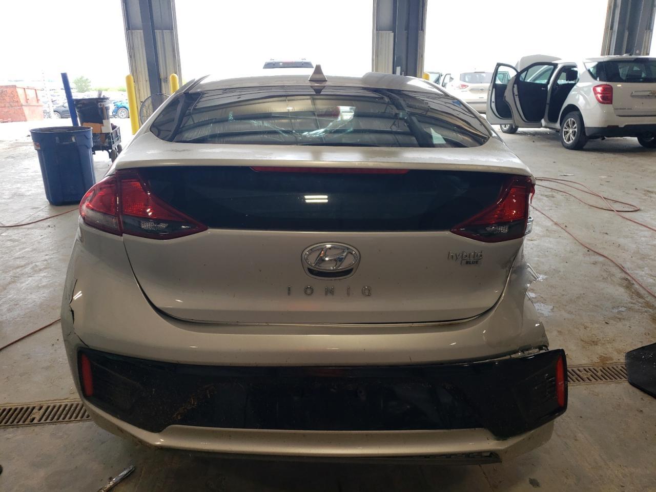 2019 Hyundai Ioniq Blue - Фото 6