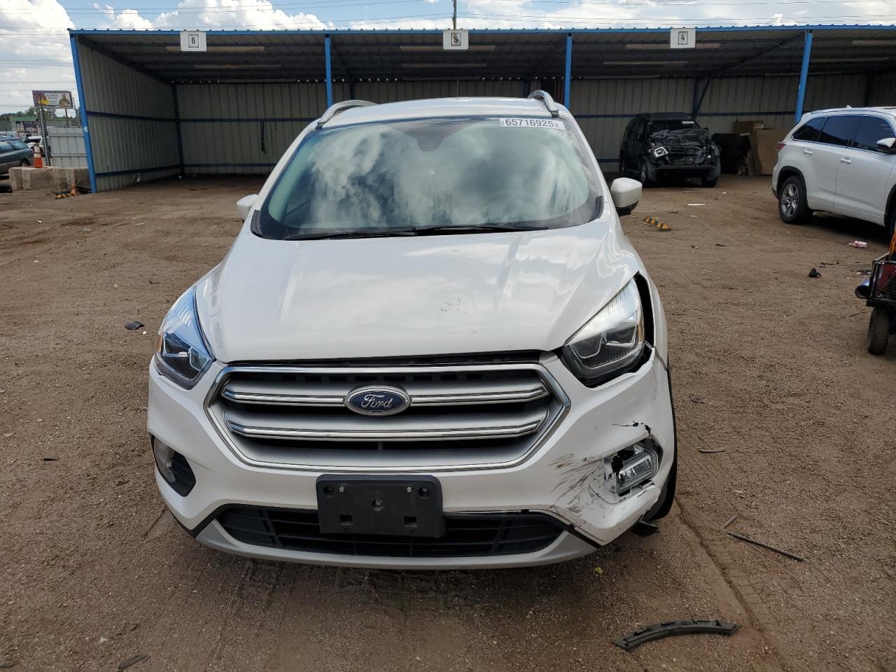 2017 Ford Escape Titanium - Фото 5