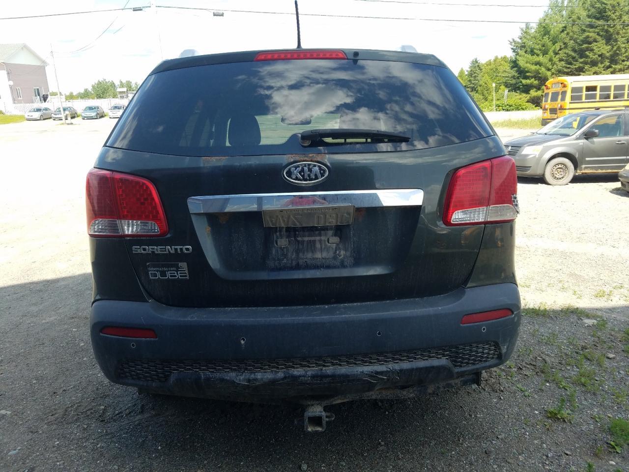 2011 Kia Sorento Base - Фото 6
