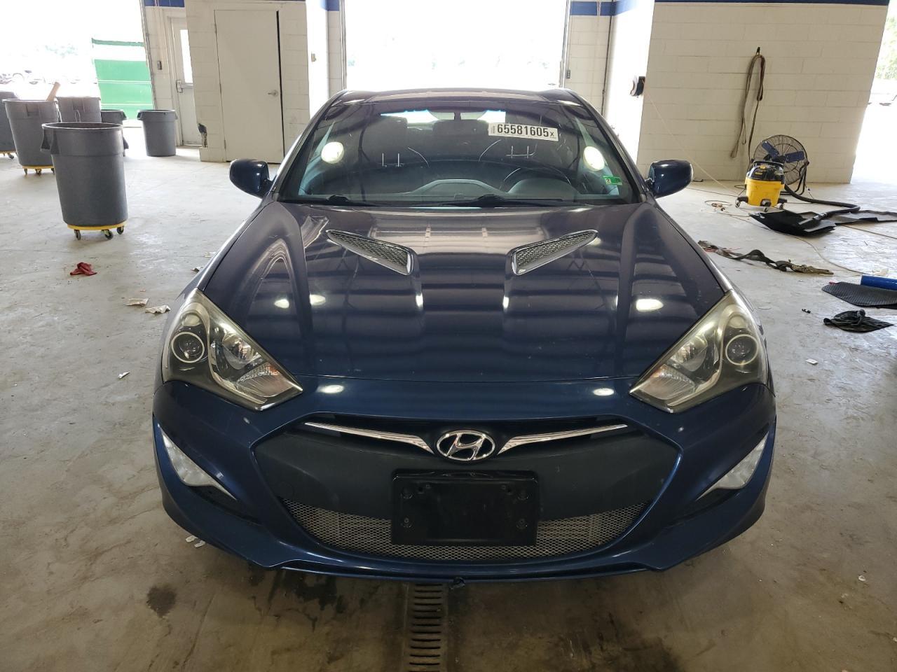 2014 Hyundai Genesis Coupe 2.0T - Фото 5