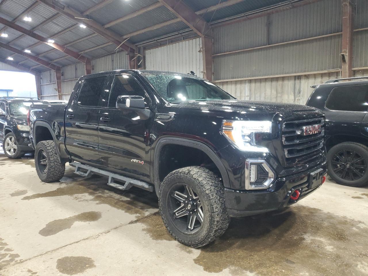 2021 GMC Sierra K1500 At4 - Фото 4