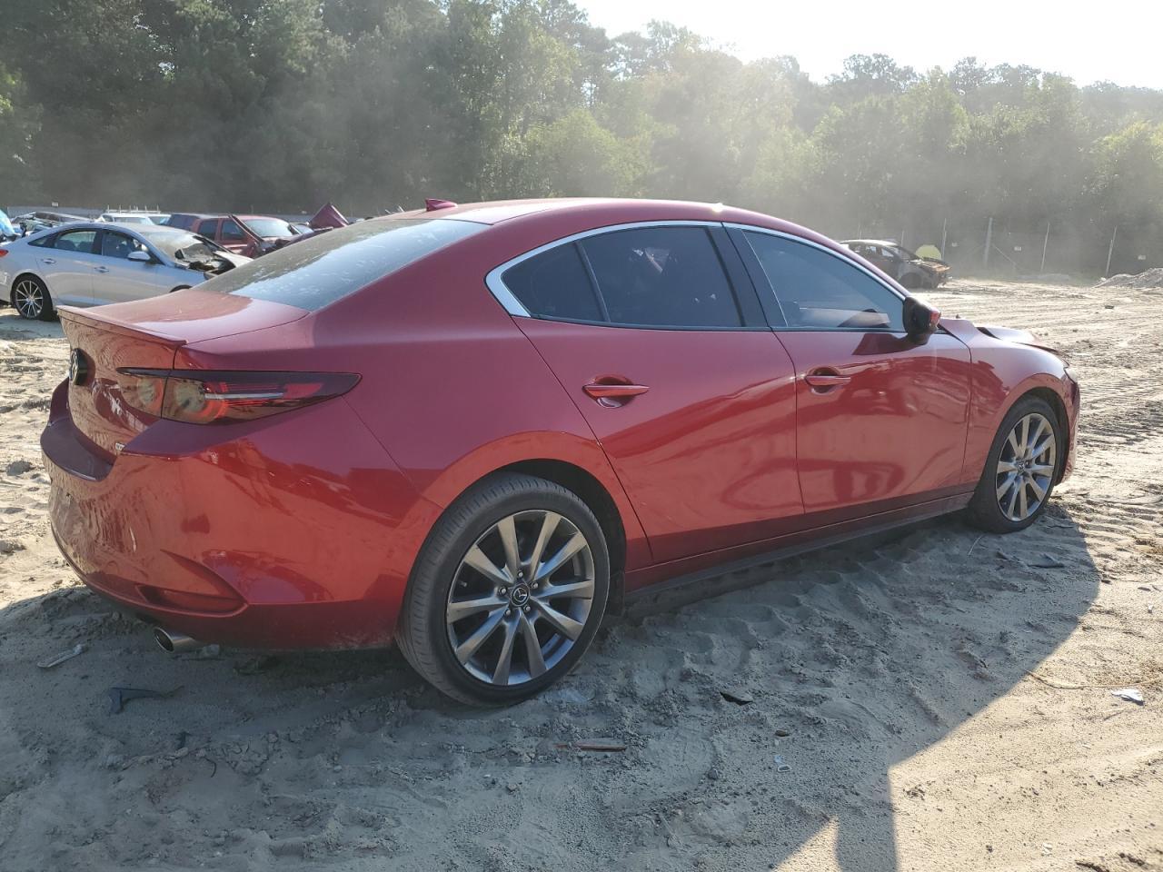 2021 Mazda 3 Premium - Image 3
