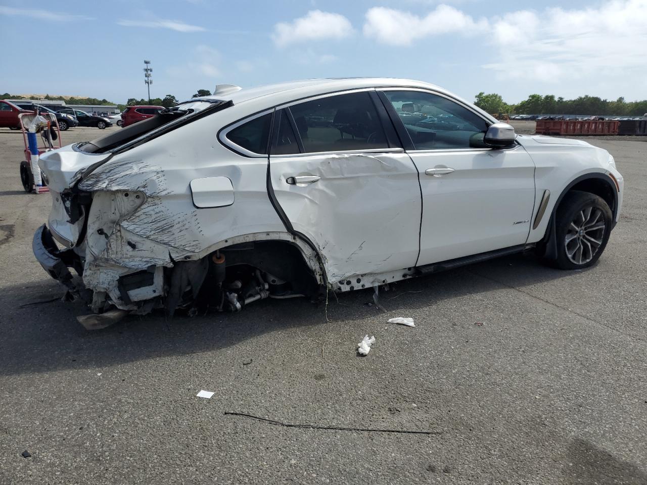 2016 BMW X6 xDrive35I - Фото 3