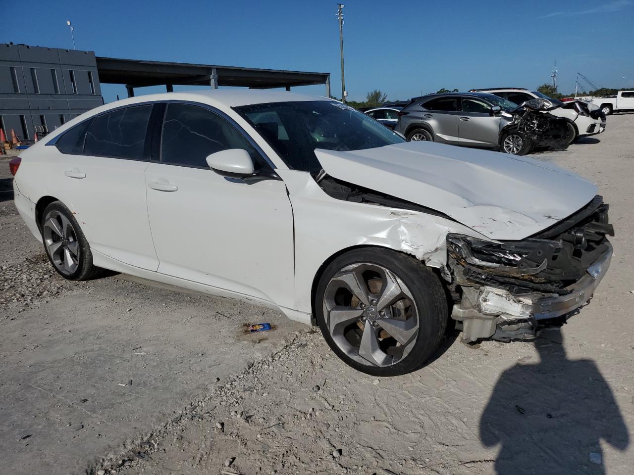 2019 Honda Accord Lx - Фото 4