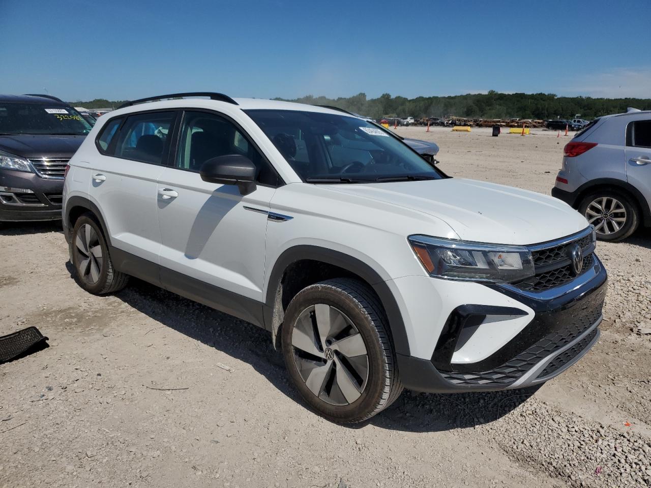 2023 Volkswagen Taos S - Фото 4