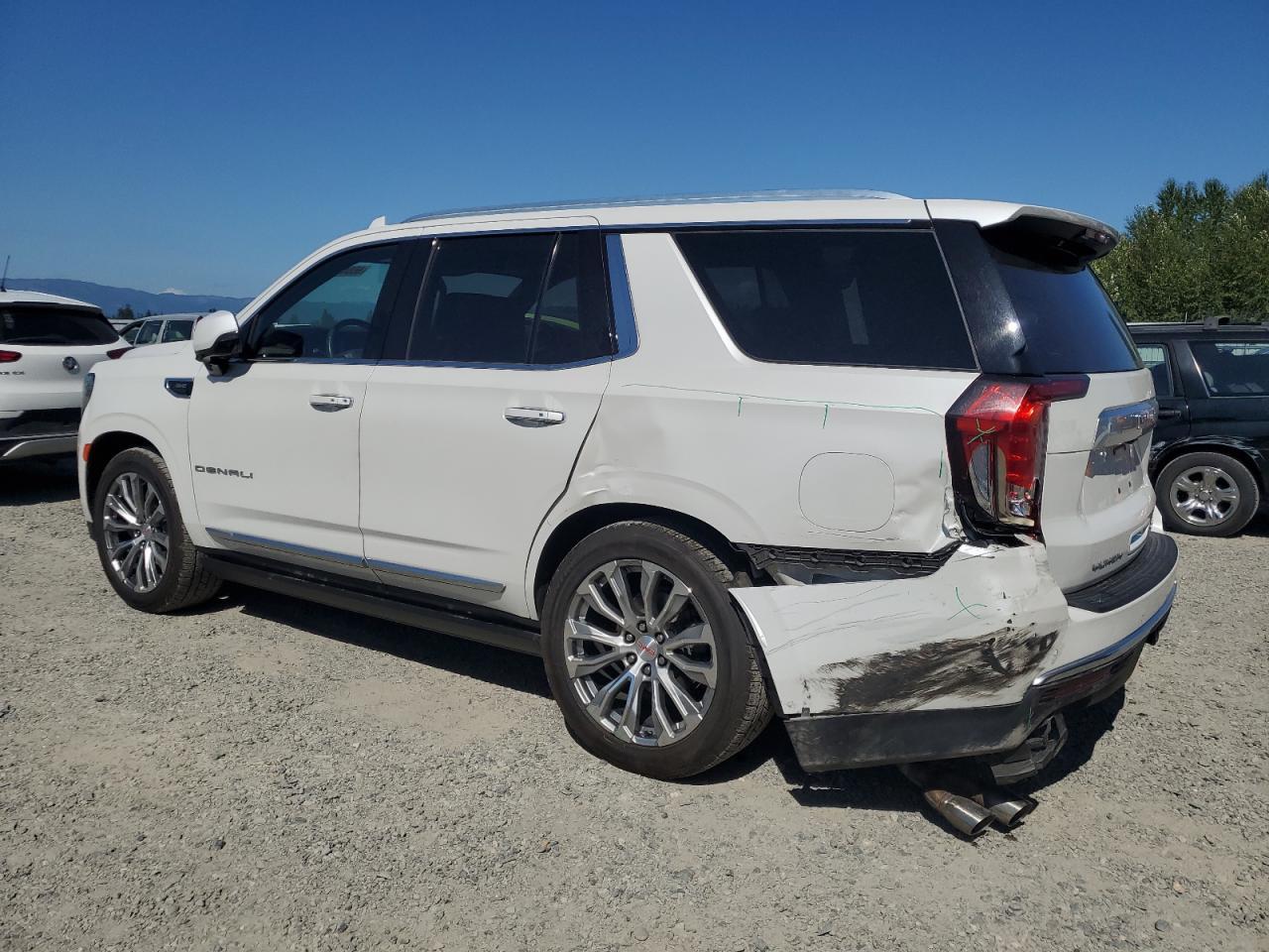 2021 GMC Yukon Denali - Image 2