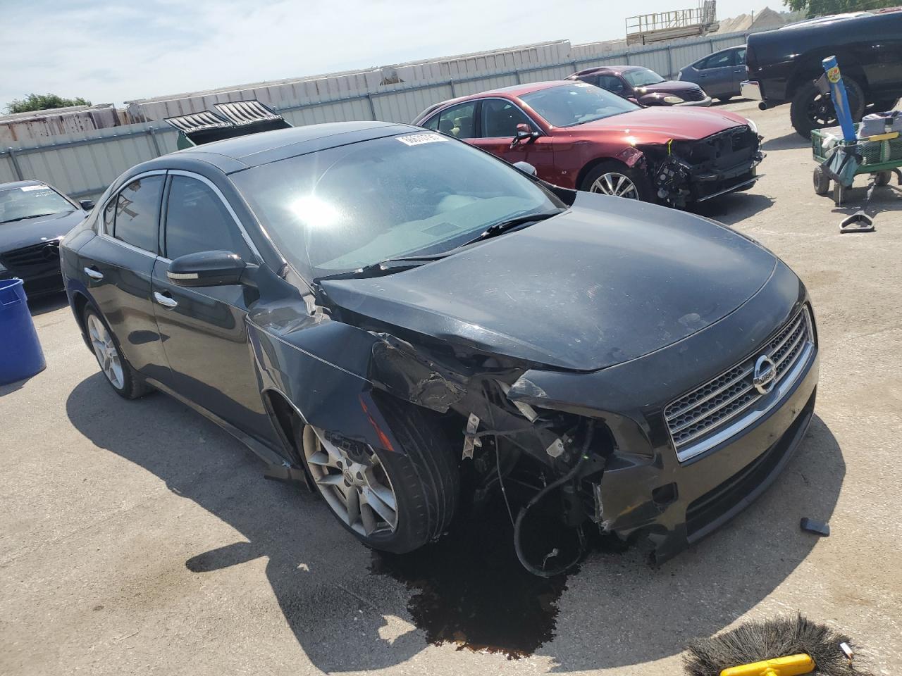 2011 Nissan Maxima S - Image 4