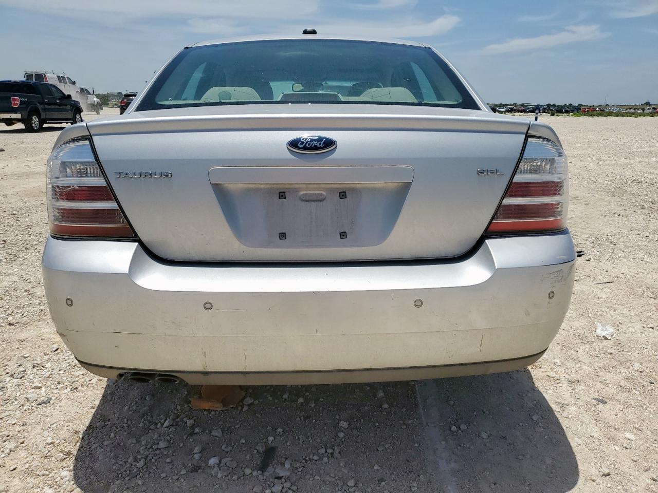 2009 Ford Taurus Sel - Image 6